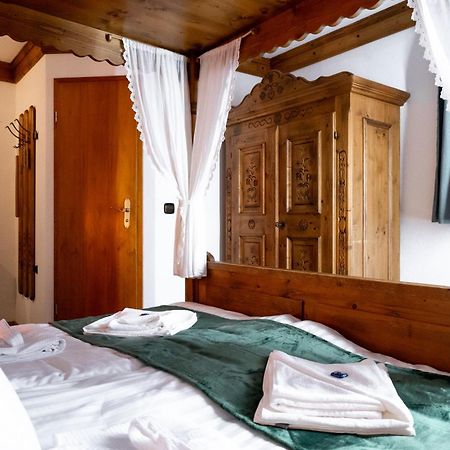 Hotel Zum See, Titisee Eksteriør billede