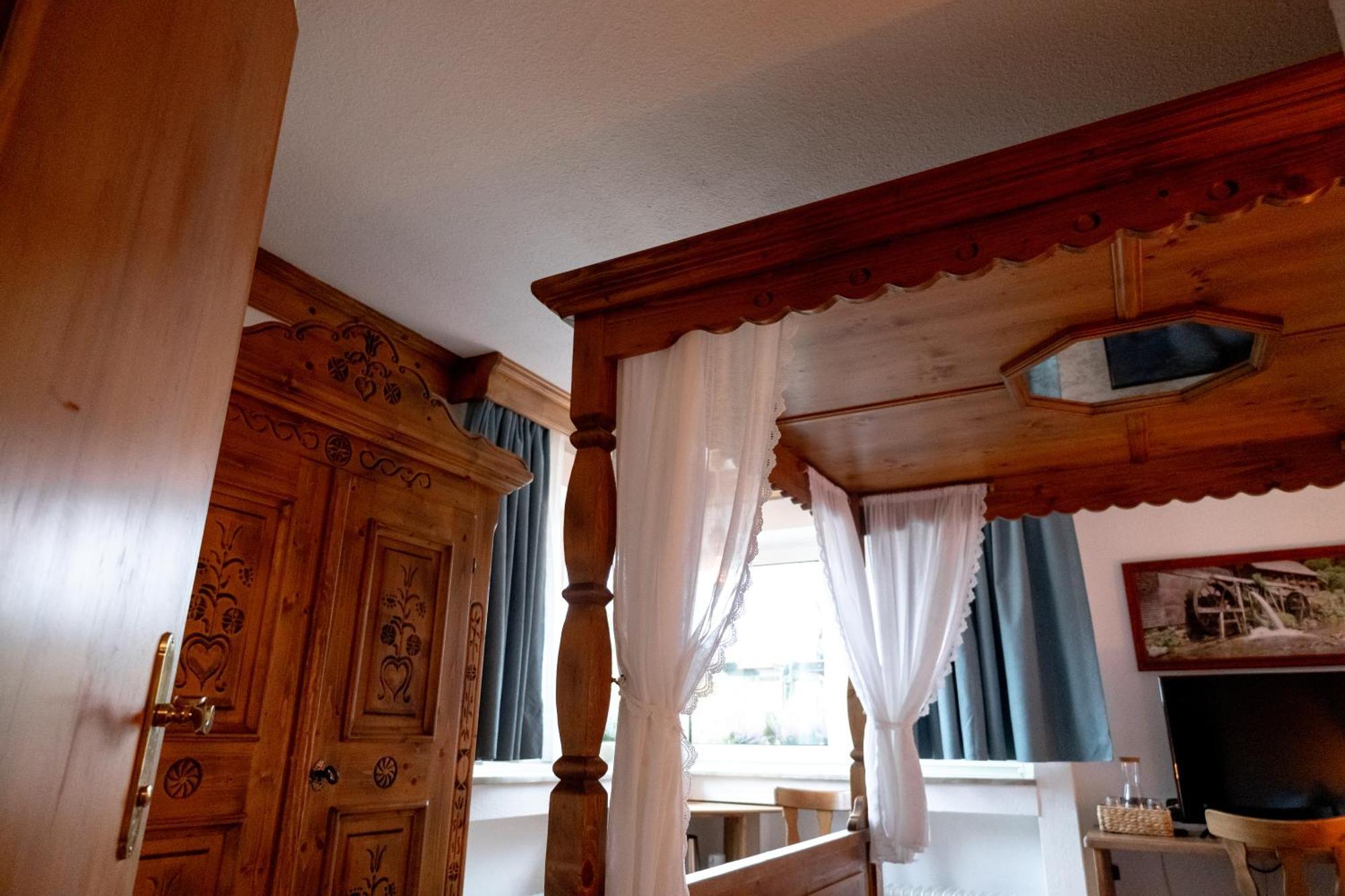 Hotel Zum See, Titisee Eksteriør billede