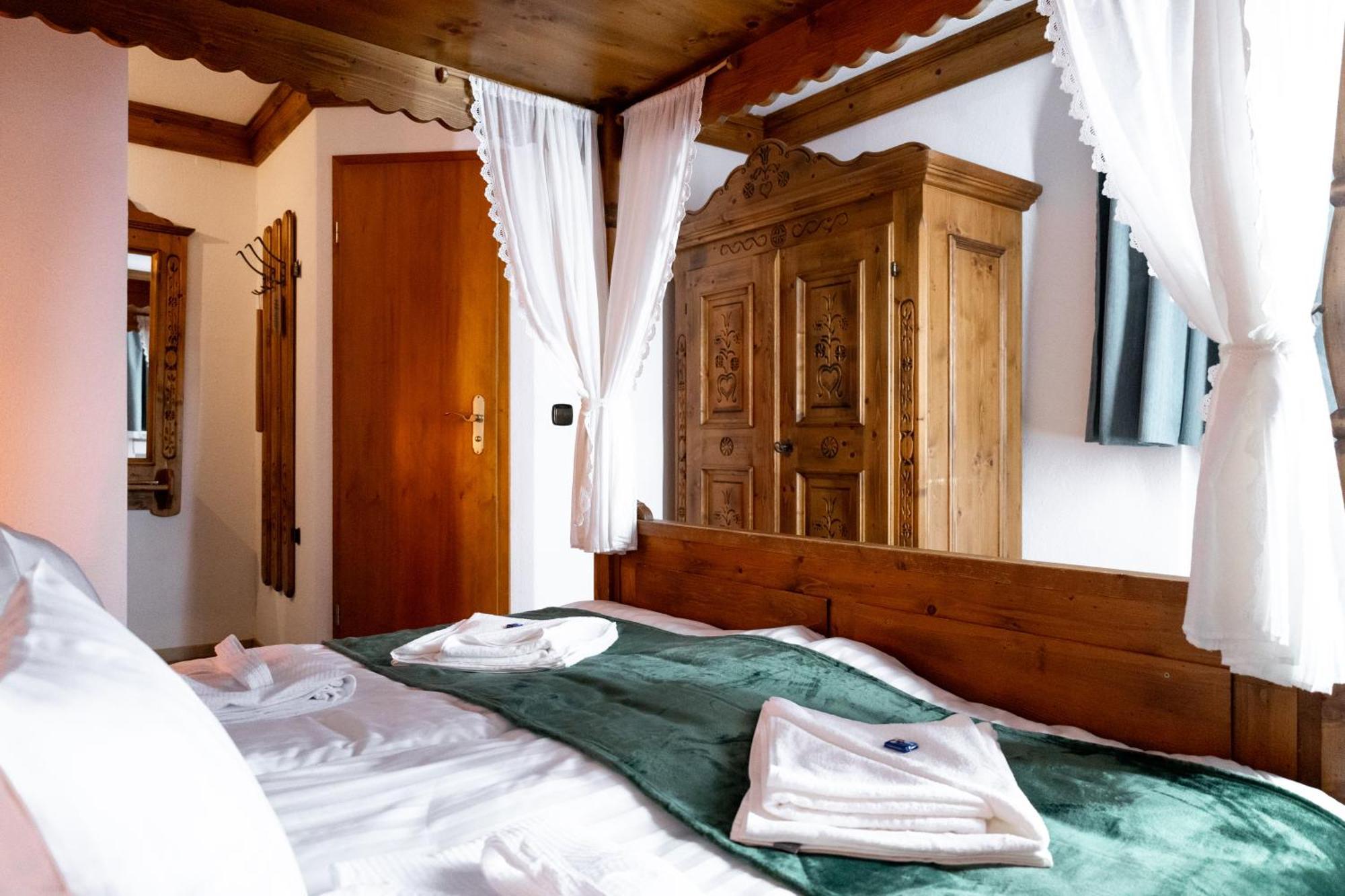Hotel Zum See, Titisee Eksteriør billede