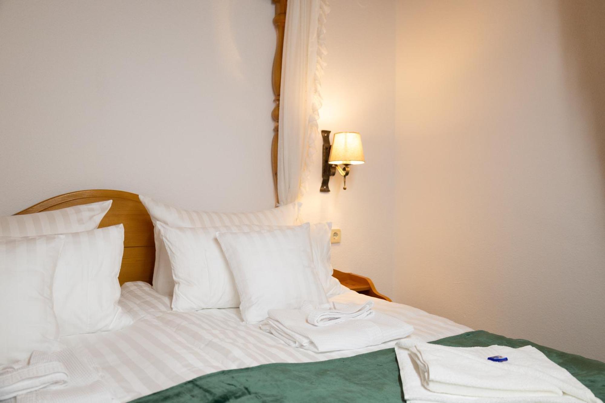 Hotel Zum See, Titisee Eksteriør billede