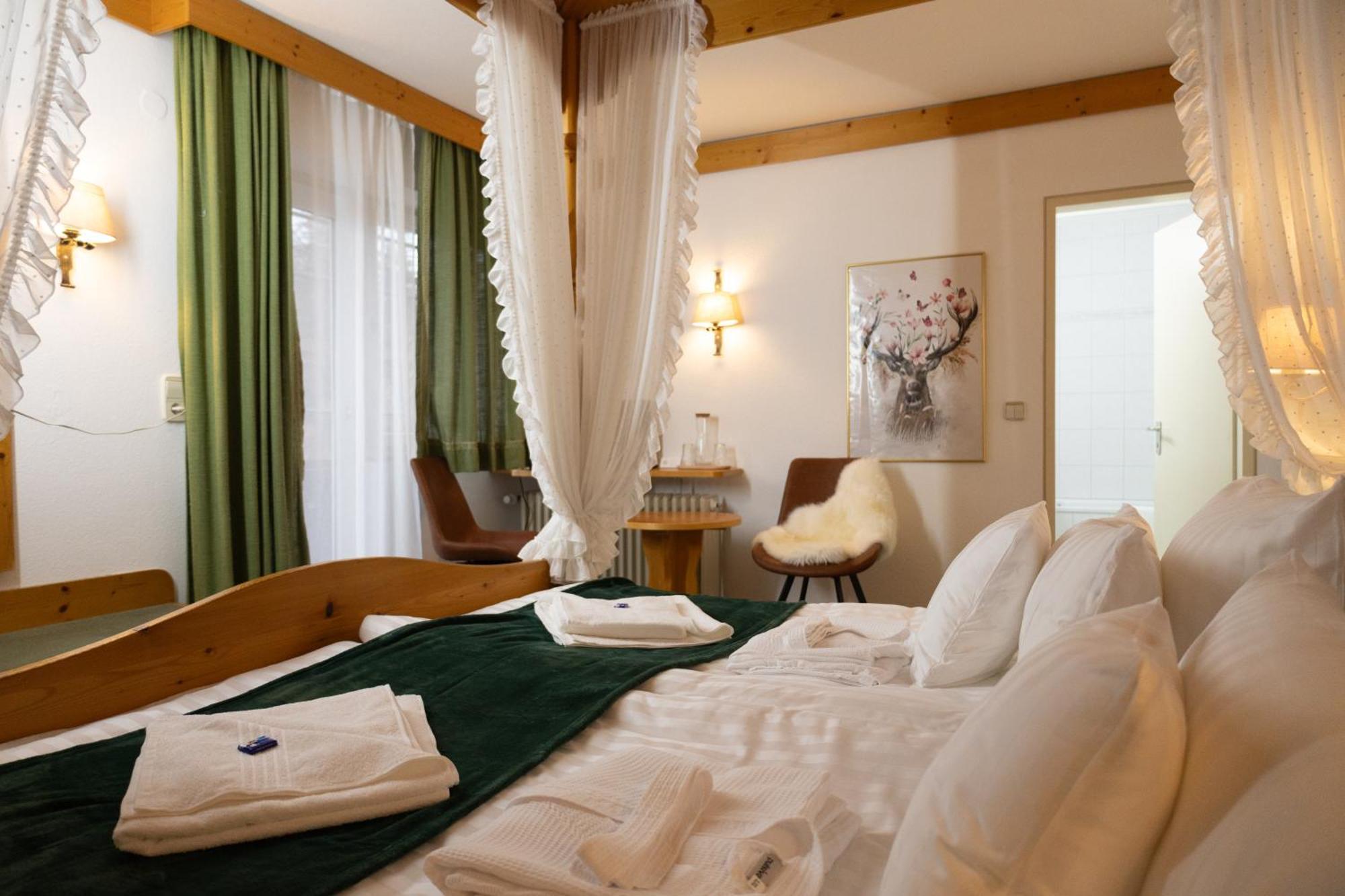 Hotel Zum See, Titisee Eksteriør billede