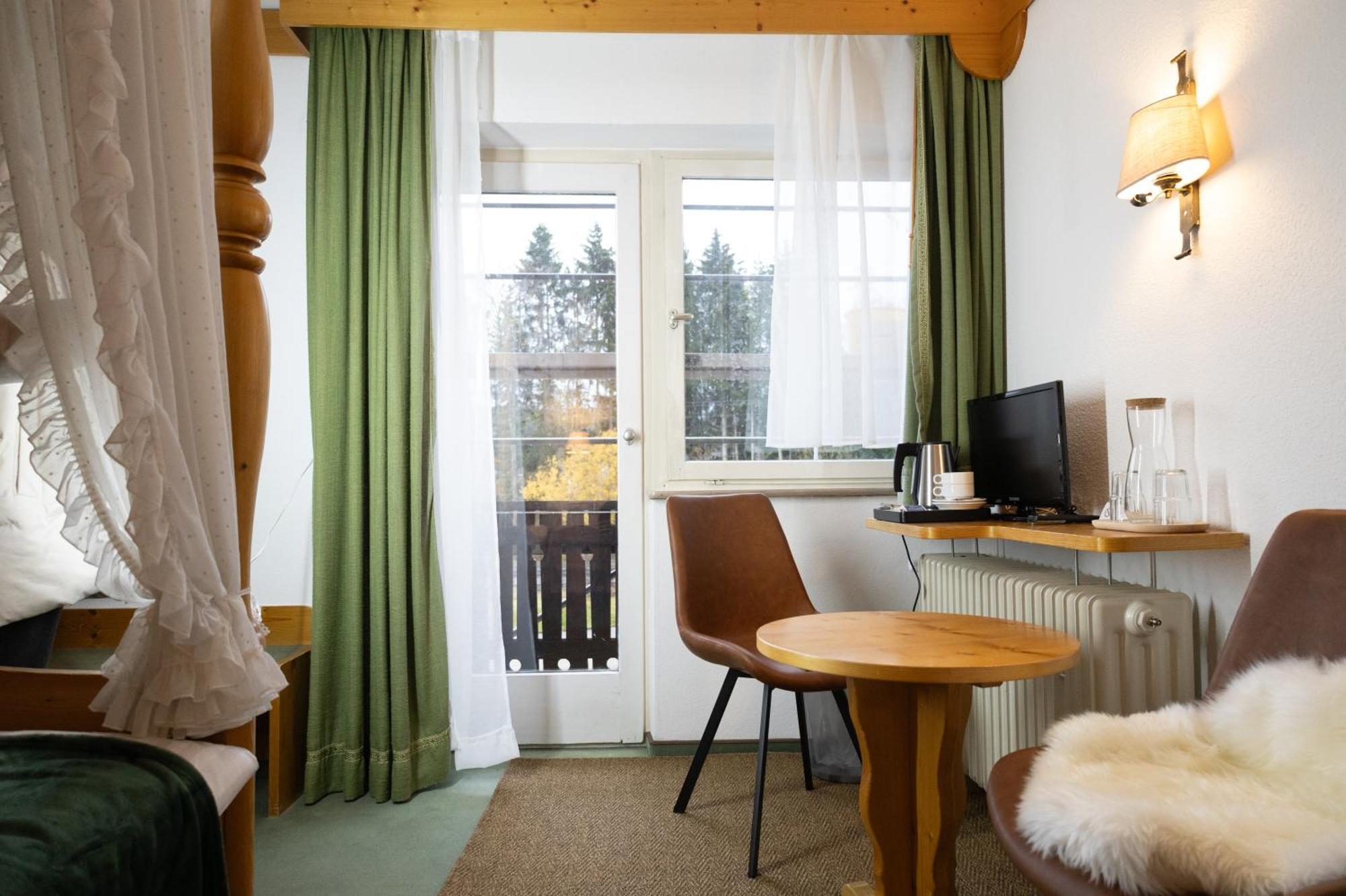 Hotel Zum See, Titisee Eksteriør billede