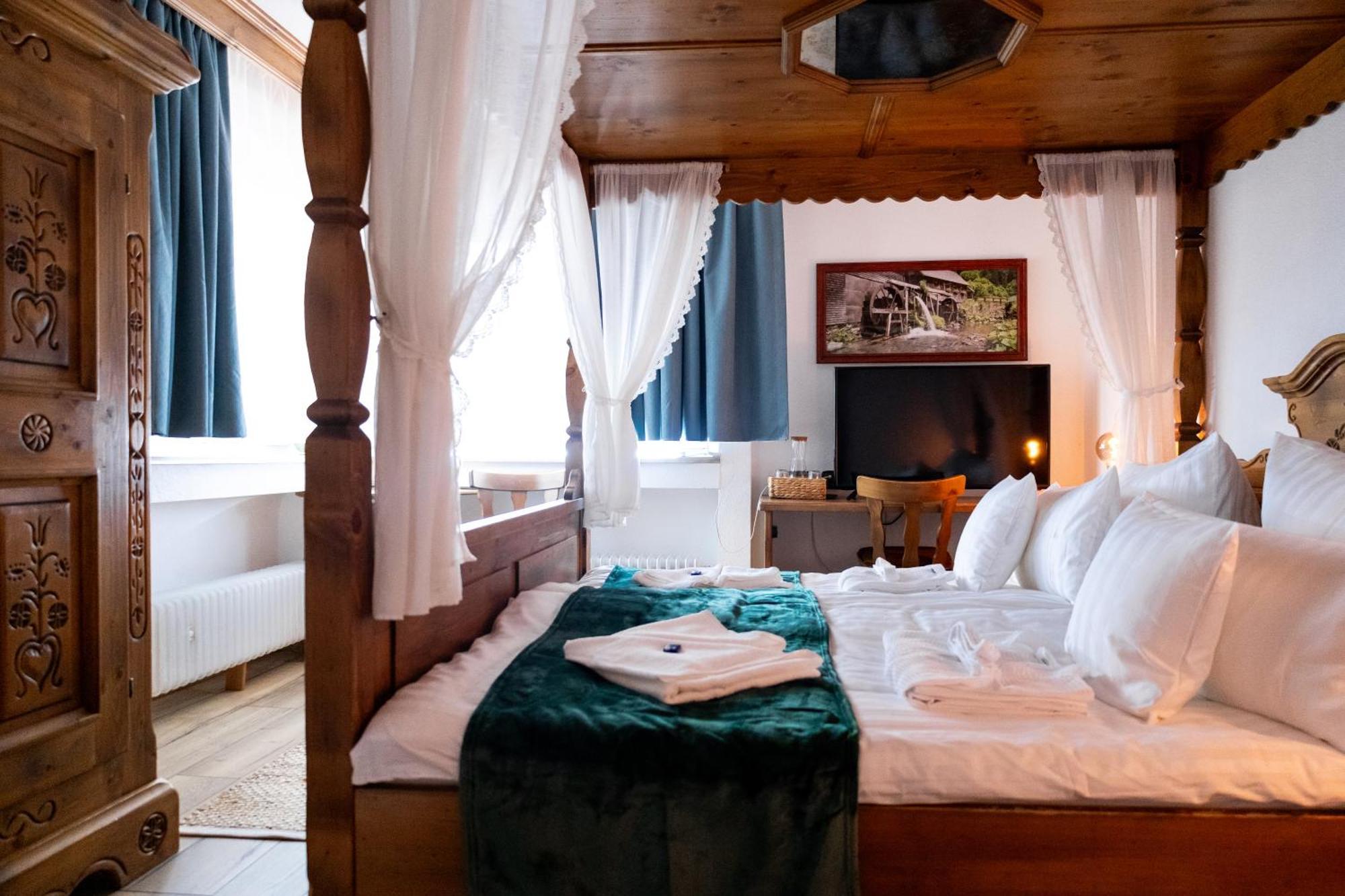 Hotel Zum See, Titisee Eksteriør billede
