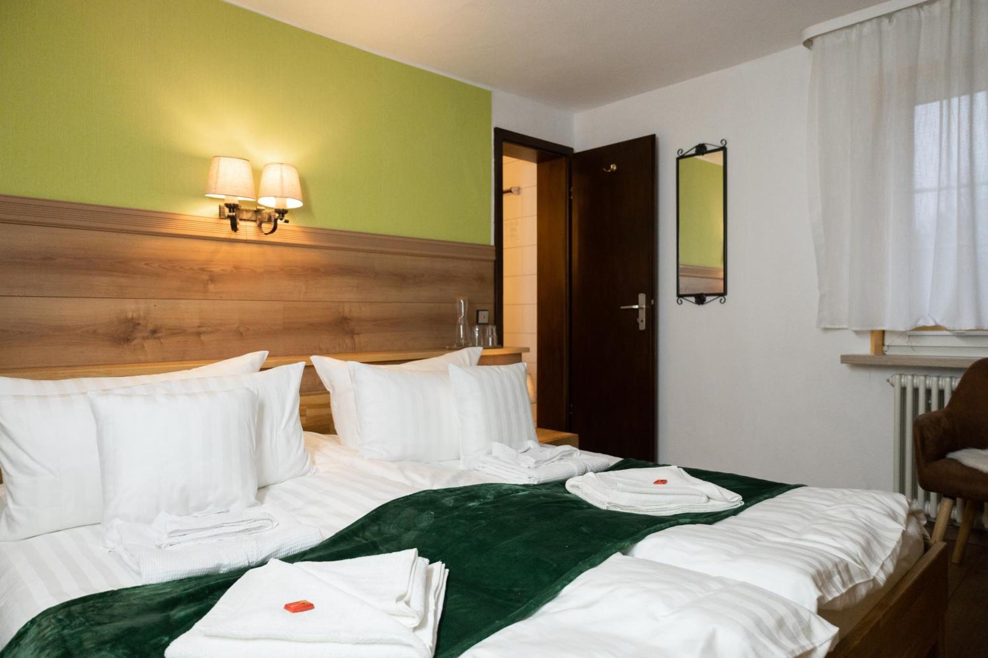 Hotel Zum See, Titisee Eksteriør billede