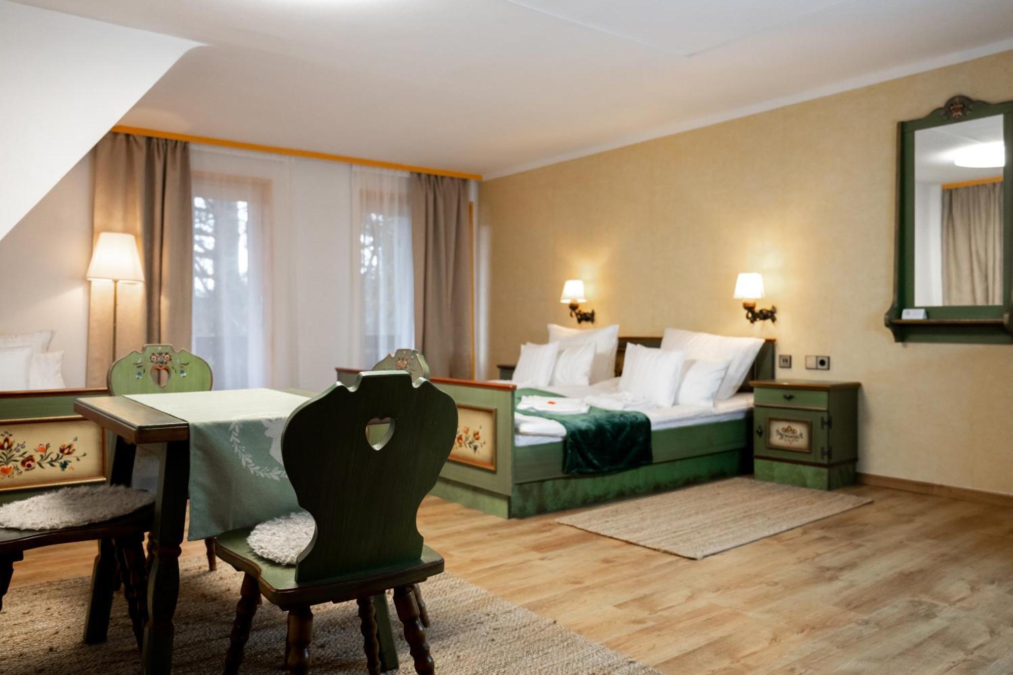 Hotel Zum See, Titisee Eksteriør billede
